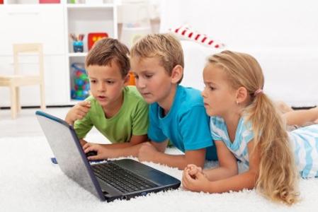 Teaserbild zu Kinder bei Online-Spielen schützen